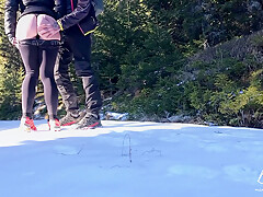 Horny Girl In Sport Leggings Gets Fucked On Hiking Trail