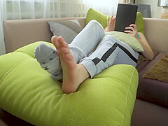 Hot Girl Teasing Her Sexy Feet While Ignoring You 4k