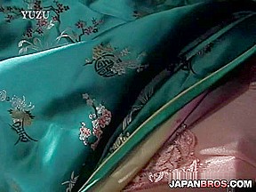 Hot Oriental chick in kimono mouth playing a stiff chorizo