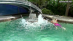 Hot Pornstar - Sexy Girls Eating Pussy By The Pool