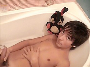 Hot Twink Jerks In Bath Boys Porn