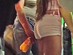 Hot babes with nice butts caught on candid street cam