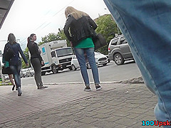 Hot g-string upskirt video of a stunning lassie