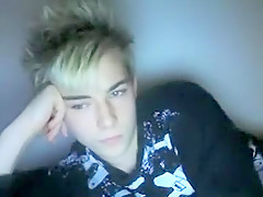 Hottie Wont Smile