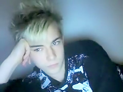 Hottie Wont Smile