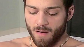 Hun solo masturbation