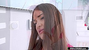 I make my stepsis squirt several times