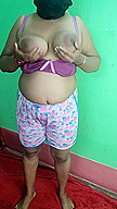 Indian Lady And Bengali Boudi In Fingering Her Asshole