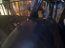Inflatable rubber bodybag