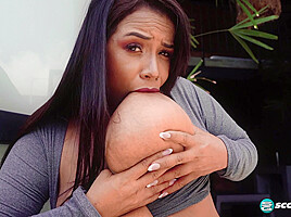 Isa Gomez: Superwoman Of South America