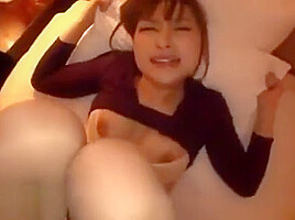 Japanese Lady In Pantyhose Cumshotted On Legs