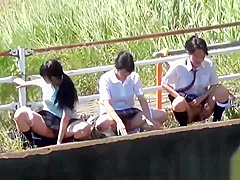 Japanese teens 18+ urinating outdoors