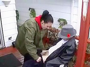 Jerky girl jerks man off outside-daddi