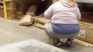 Jiggly BBW PAWG Step mom in Sweats Bending Over