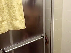 Jonh Black Comendo Eu E Enzzo Carioca 15 Min - Gay Porn