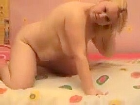 Junges pummelchen mit schonem busen
