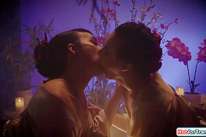 Kasey Kei And Casey Calvert In Asian Ts Geisha Gets A Footjob