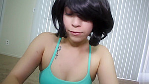 Kawaii Girl Tries Yoga