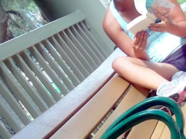 Kinky upshorts HD video of a nerdy gal