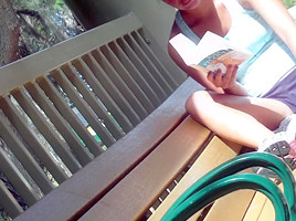 Kinky upshorts HD video of a nerdy gal