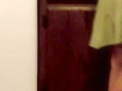 Kitchen Step mom preparing dinner (Sexy Green Dress)