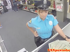 Latina Police Officer Cocksucking At Pawnshop