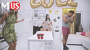 Latina With Big Cock With Violet Myers