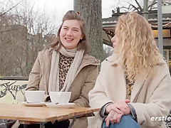 Lesbische Leckspiele Mit Zwei Kreativen Schonheiten