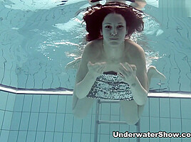 Loris Video - UnderwaterShow