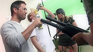 Lucky dudes get blown by some hot army girls