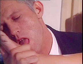 Maria Bellucci bonks end with a foothob