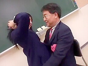 Mayura Hoshimura tongue kissing with lucky fan