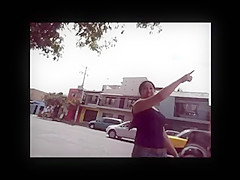 Mostrando verga en la calle 2