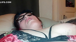 MoxiBluez Gets Eaten Out and Cums!