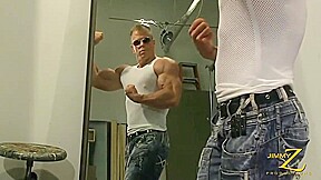 Muscle Worshipped Then Poked By With Darius Soli And Rick Hammersmith