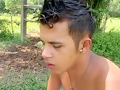 Muscled jocks go out and just suck each others big cocks