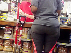 NICE ASS IN TIGHTS