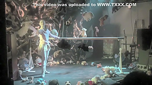 Naked on Stage-76 N10