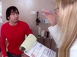 Naughty Sweetheart Is Delighting Stud With Her Throat