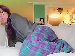 Nerdy Faery Pillow Hump Pull Up Piss For My Pup!
