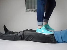 Nike Thea Trample