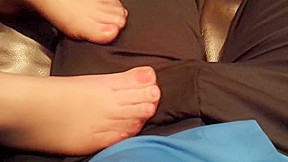 Nylon Footjob