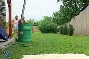 OLD MAN FUCK GIRL IN THE GARDEN   usb