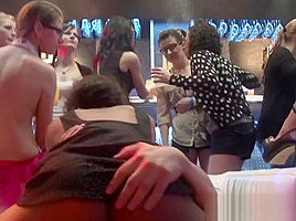 Orgy skank blowing cock