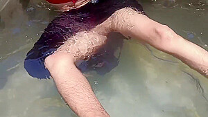 Outdoor Village Opne Field Bathing Indian Desi Girl Hindi Video