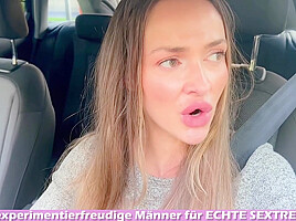 PUBLIC USERDATE FAIL - german Student teen 18+ squirt in her Car