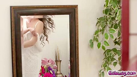 Perv Step Mom Got Her Pussy Eaten By Elena