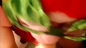 Poison Ivy Gives Amazing Head!