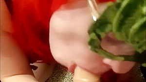 Poison Ivy Gives Amazing Head!