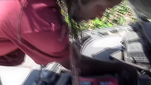 Pornstar Whitney Grace Bangs Guy Who Helped Fix Her Car,